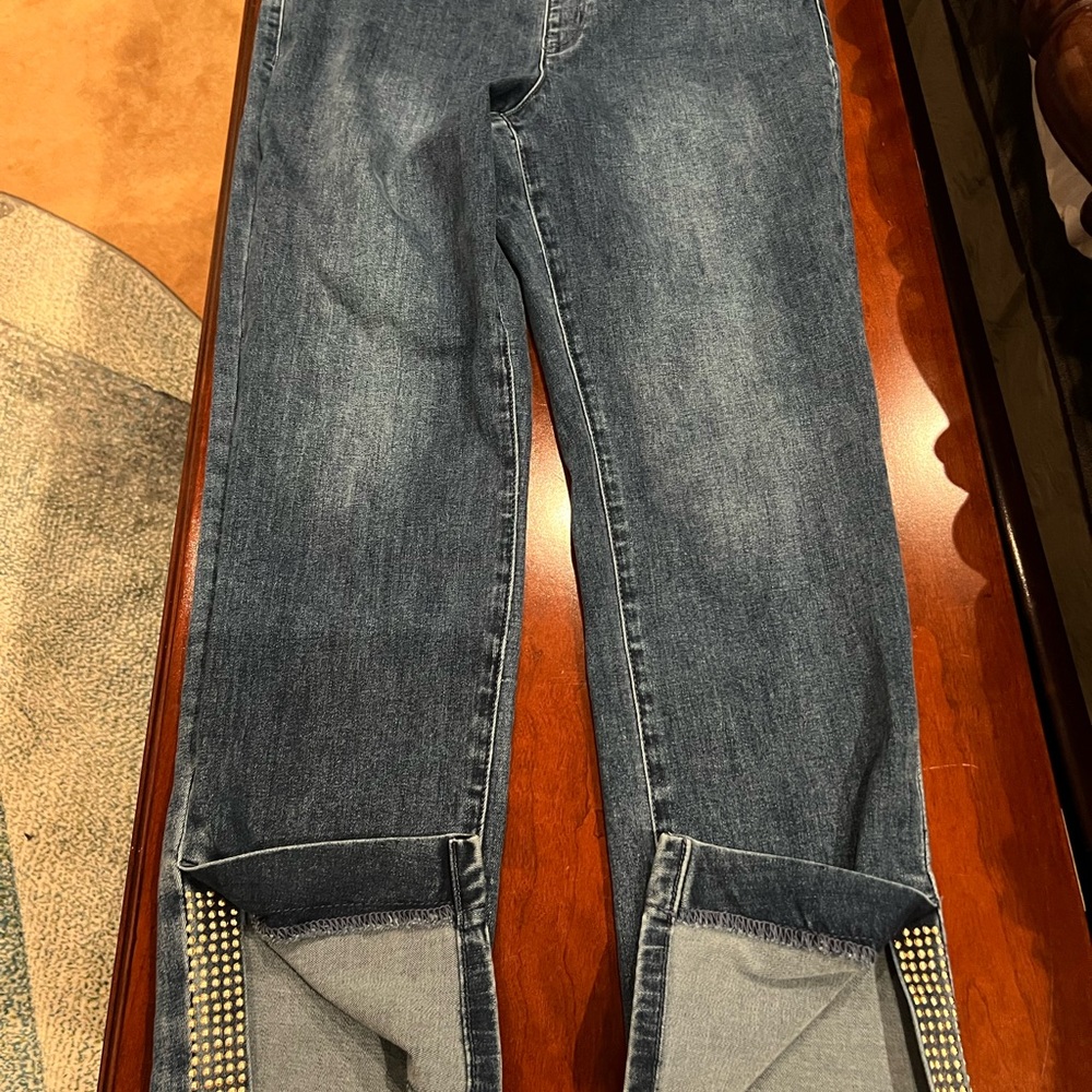 Laura Petite Women's Blue Jean Capris